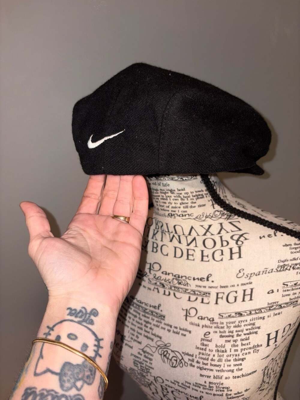 Vintage Nike Black Wool Newsboy Flat Cap Made in USA Size Large